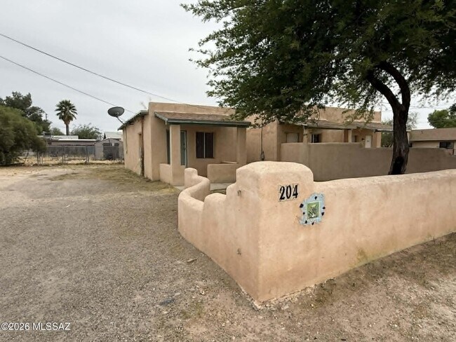 Foto del edificio - 204 E Palmdale St