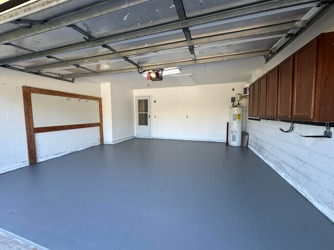 Foto del edificio - 1374 SE Concha St