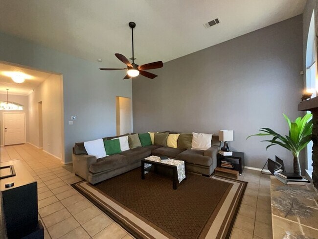 Foto del edificio - 2818 Pecan Meadow Dr
