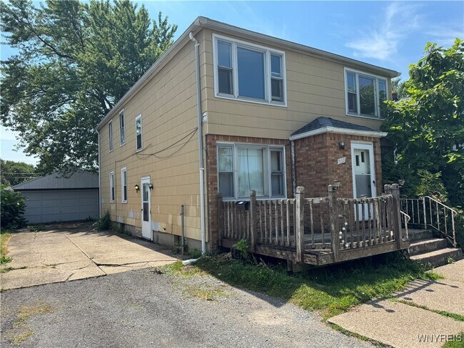 Building Photo - 397 Brighton Rd