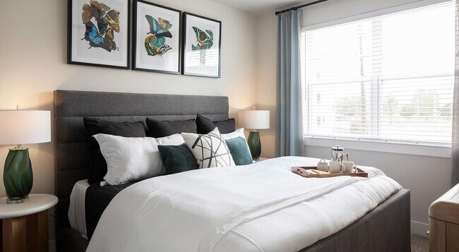 Building Photo - 2425 Bell St