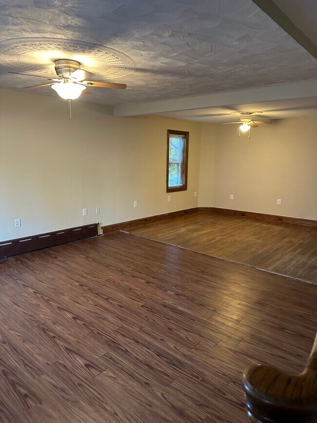 Foto del edificio - 529 Brook St