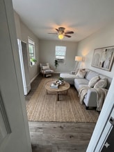 Building Photo - 365 N Phillips St