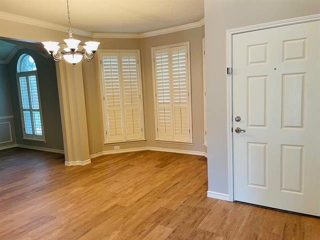 Foto del edificio - 5621 Flowerwood Ln