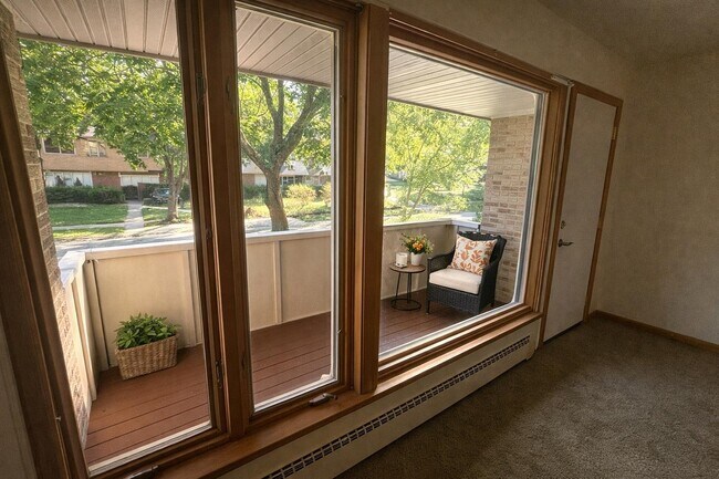 Foto del edificio - 2402 Fremont Ave