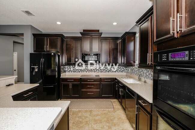 Building Photo - 413 Grande Sunningdale Loop, Daytona Beach...