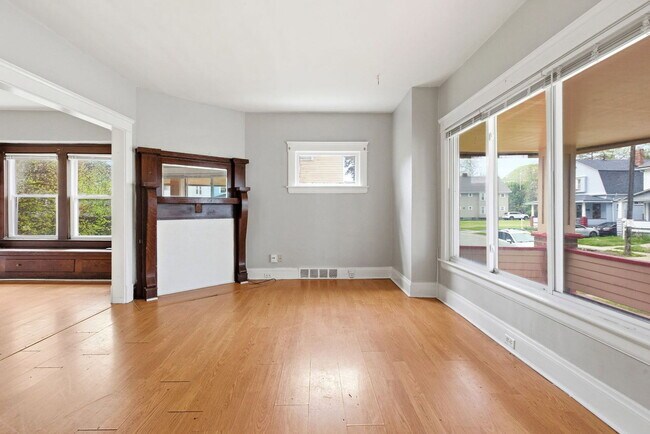 Foto del edificio - 479 E 126th St
