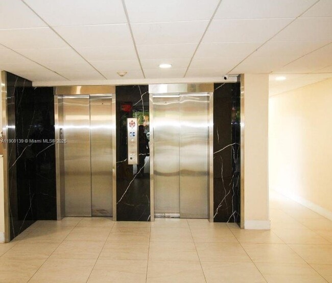 Foto del edificio - 801 NW 47th Ave