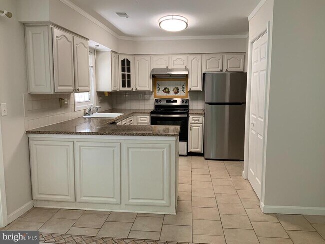 Foto del edificio - 4618 Briar Patch Ct