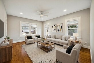 Building Photo - 2408 White Oak Dr