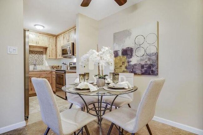 Building Photo - 808 Laurel Ave Apt 107