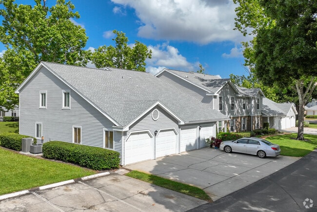 Building Photo - Coach Homes at Mariners Village