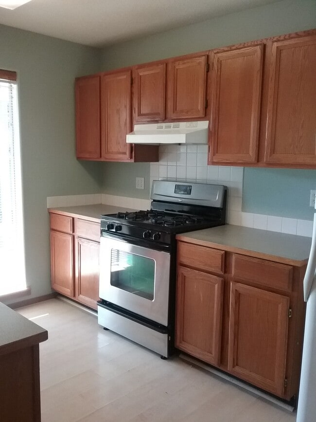 Building Photo - Charming 3 bdrm 2 bath Post Falls Home