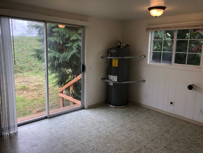 Foto del edificio - 3-bedroom 1 bath House