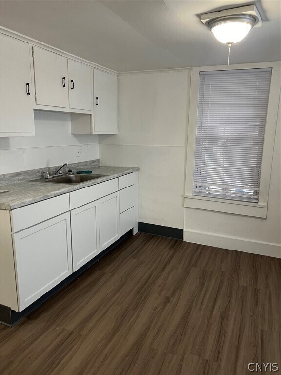 Foto del edificio - 373 W 3rd St S