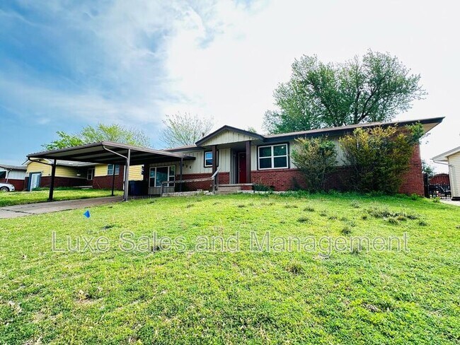 Building Photo - 1936 Symphony Ln