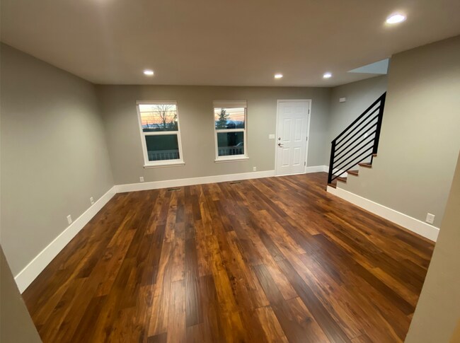 Building Photo - 1982 N Main St