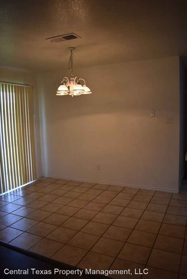 Building Photo - 3 br, 2 bath House - 2316 Wildewood Unit A