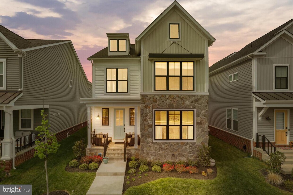 Foto principal - 42076 Creighton Rd