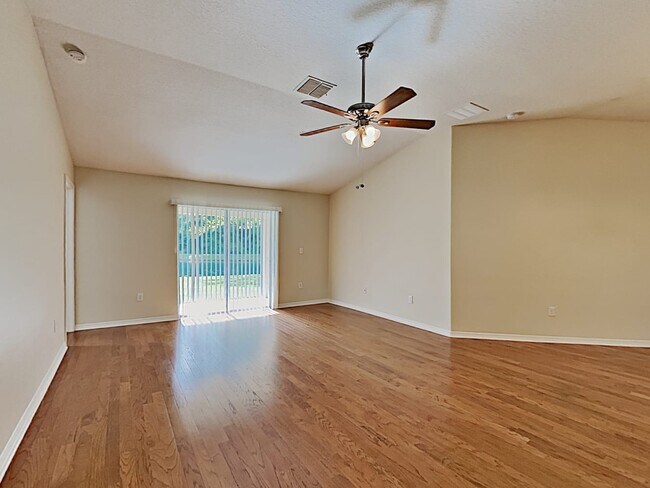 Foto del edificio - 12929 White Bluff Rd