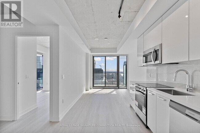 Photo du bâtiment - 284 King St E