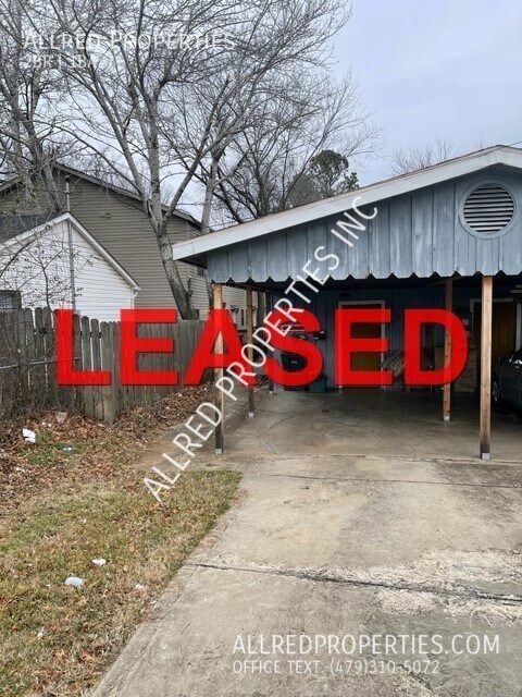 Foto principal - Duplex for rent in Fayetteville