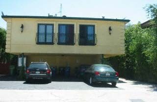 Building Photo - 1054 S Wooster St