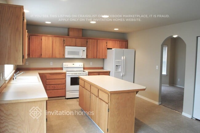 Building Photo - 8108 183rd Ave E