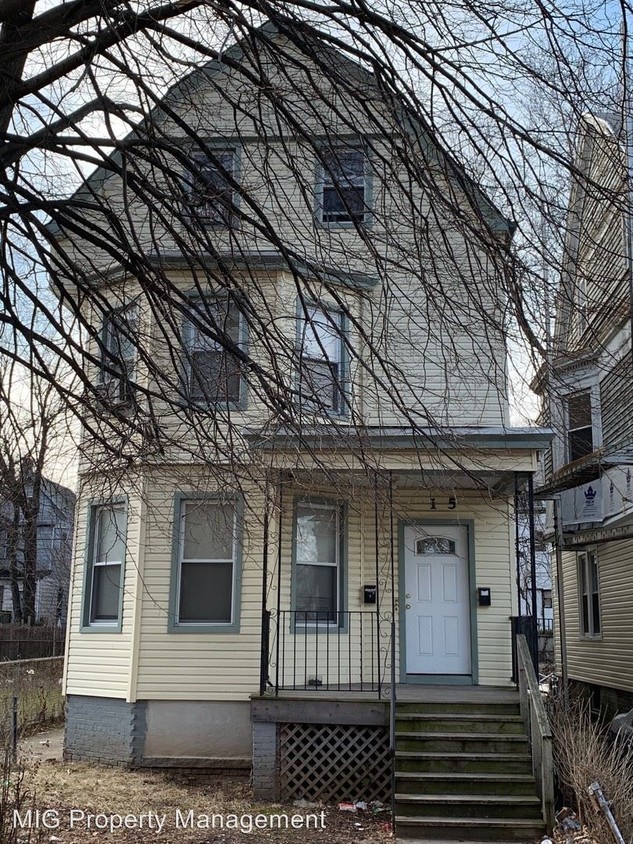 Primary Photo - 15 S 17th St