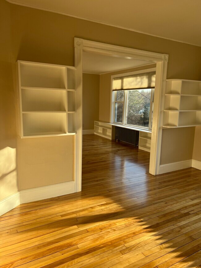 Foto del edificio - 122 South Ave