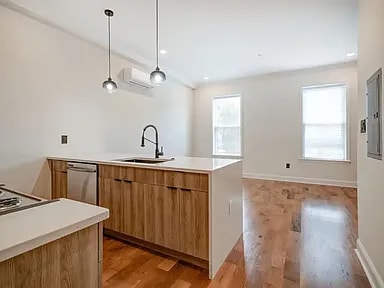 Foto del edificio - 2841 W Diamond St