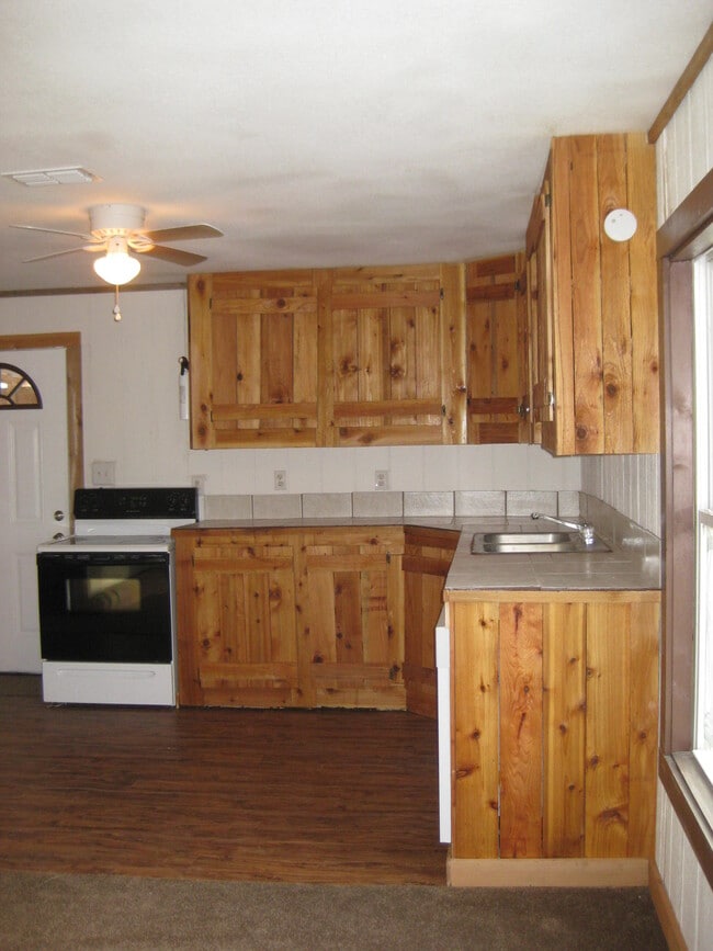 Puerta trasera - 15016 County Road 1876