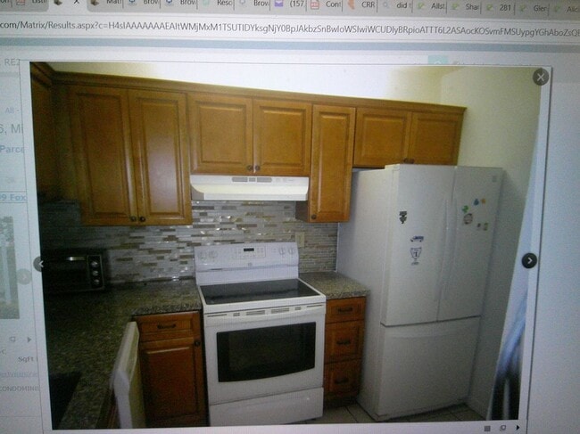 Foto del edificio - 3199 Foxcroft Rd