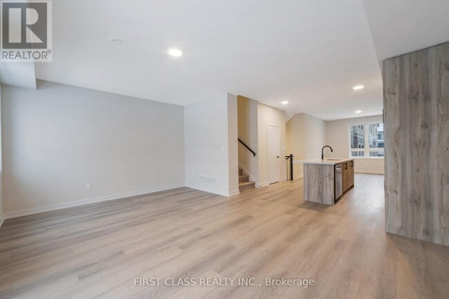 Building Photo - 6 Honey Milk Ln