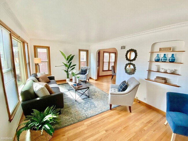 Foto del edificio - 2 br, 1 bath Duplex - 2787 North Sholes Av...