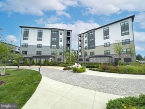 Building Photo - 12865 Mosaic Pk Wy