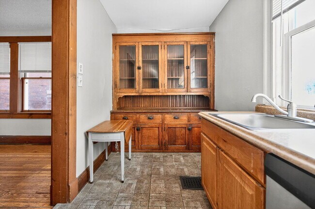 Foto del edificio - 225 Atkinson St