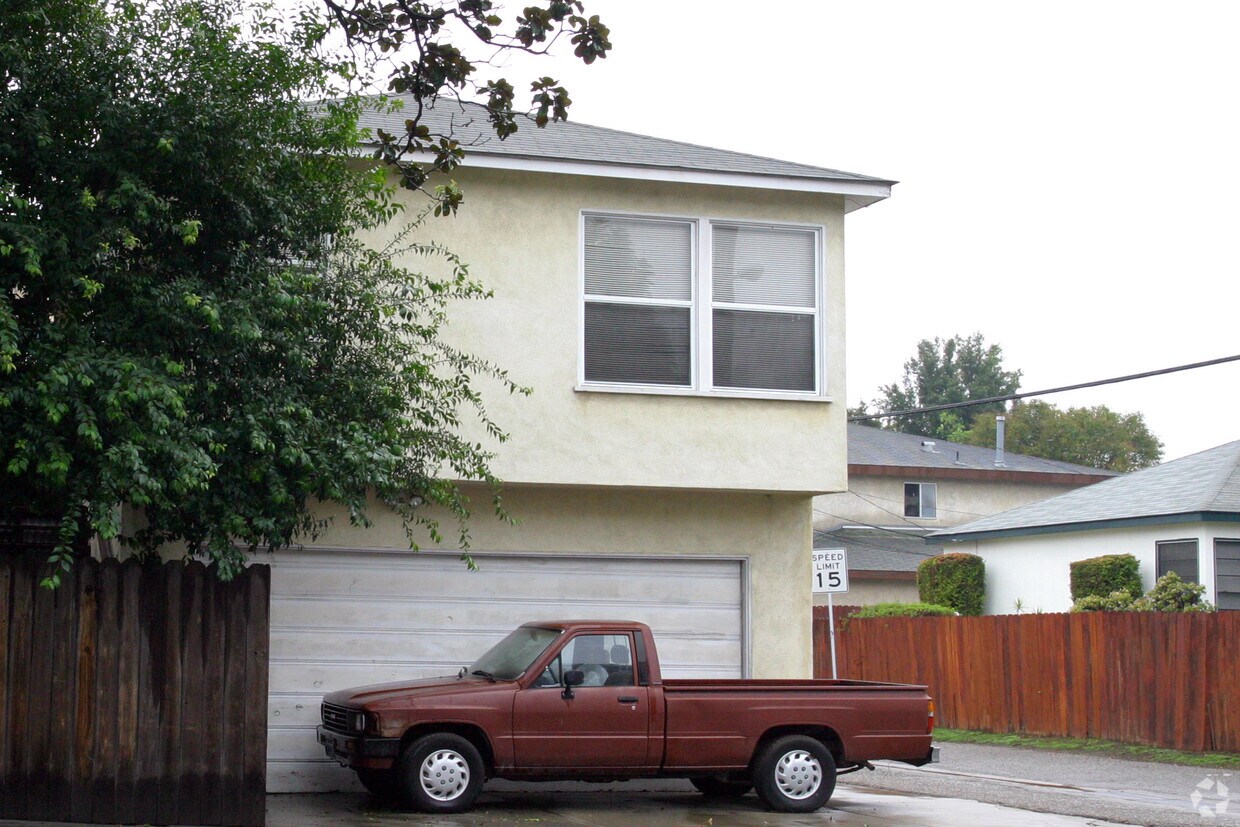 4620 E 15th St, Long Beach, CA 90804 4620 E 15th St Long Beach, CA