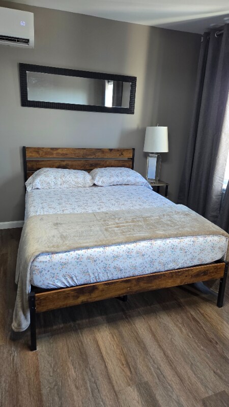 Foto del edificio - 1421 S Carey St