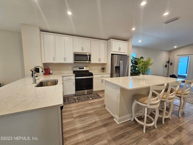 Building Photo - 12054 Elderbank Dr