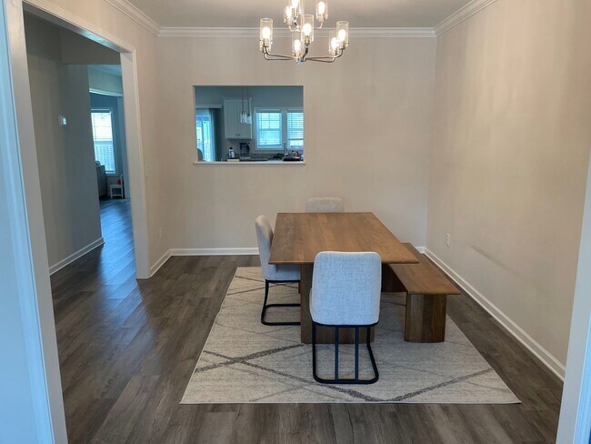 Foto del edificio - Stunning 4BR Home with Fenced Yard, Loft & Luxury Finishes in Elgin! Available July 1st!