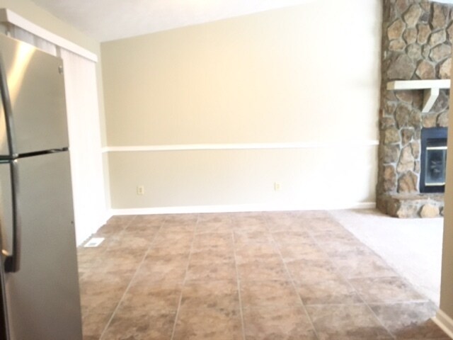 Building Photo - 2434 Wood Meadows Dr