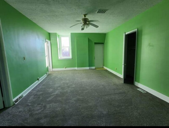 Building Photo - 328 Highland Ave