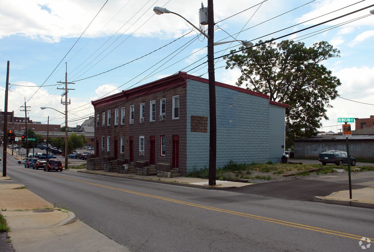 Foto del edificio - 107-115 Church St
