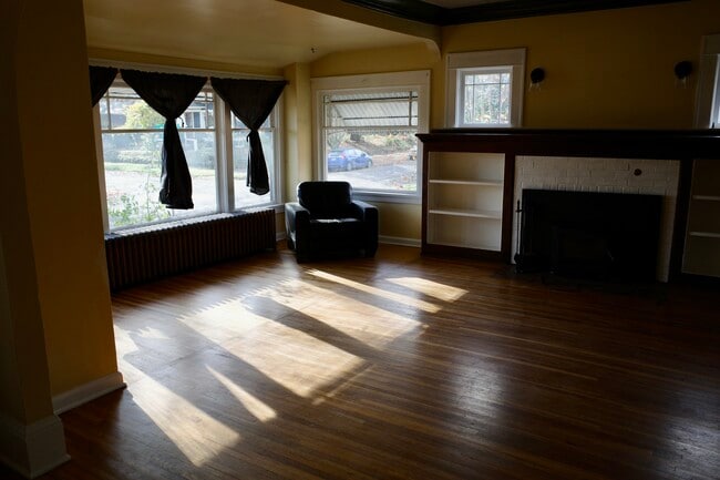 Living Room - 8607 SE Morrison St