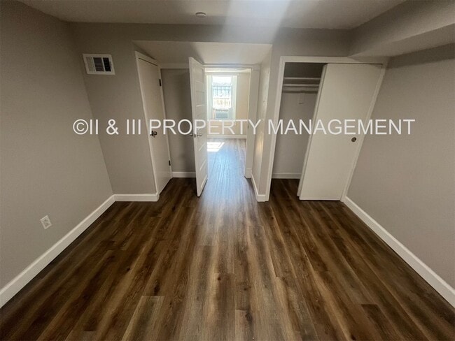 Building Photo - 215-217 West 37th St Apt-213G