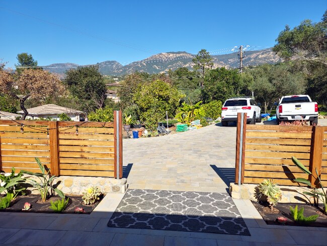 Foto del edificio - 1112 N Ontare Rd