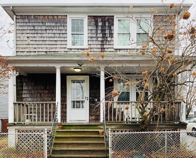 22 Shaws Ln, Bristol, RI 02809 Apartment for Rent in Bristol, RI