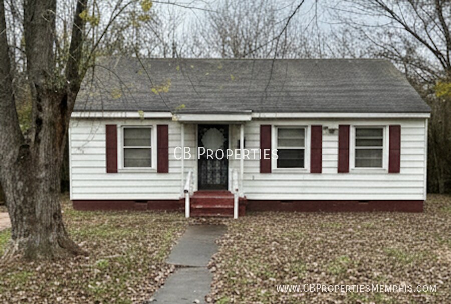 Primary Photo - 1323 Victor Dr