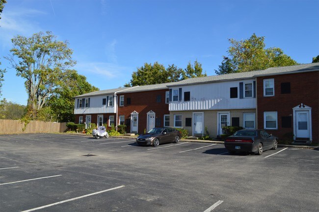 Building Photo - 1219 Barcelona Dr